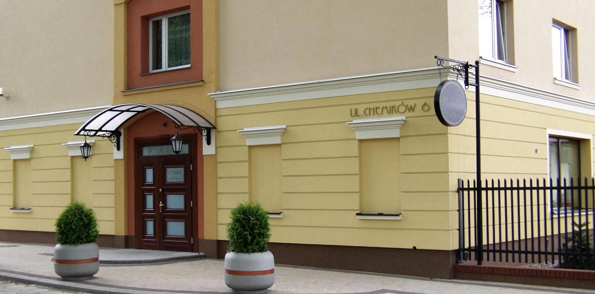 Hotel San Remo Zgierz Exterior photo